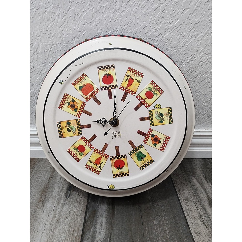 Vintage Hand Painted Vegetable Plate Wall Clock Rustic Country Kitchen Decor 99 - Picture 2 of 9